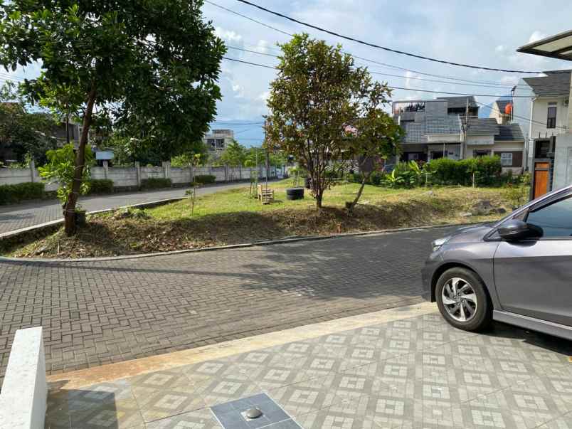 dijual rumah cluster grans pinus