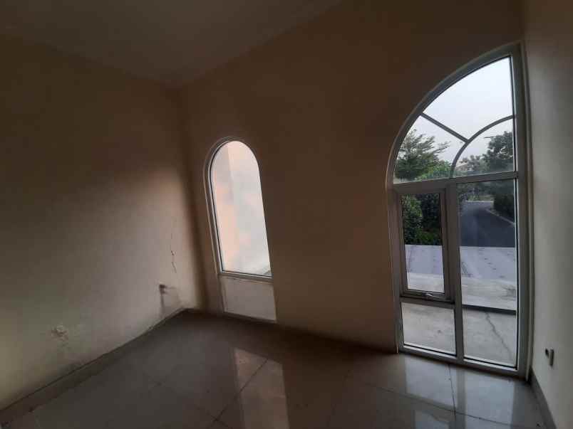 dijual rumah cluster la seine jgc