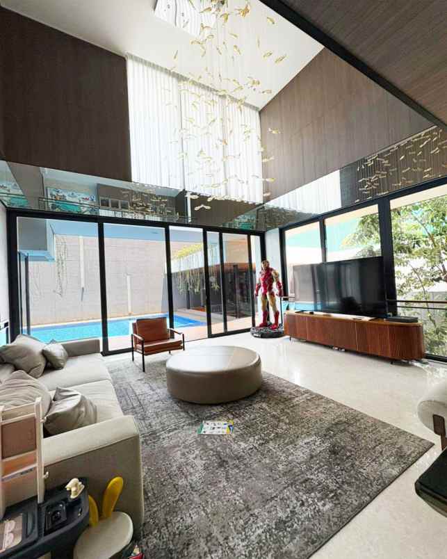 dijual rumah cluster lyndon navapark