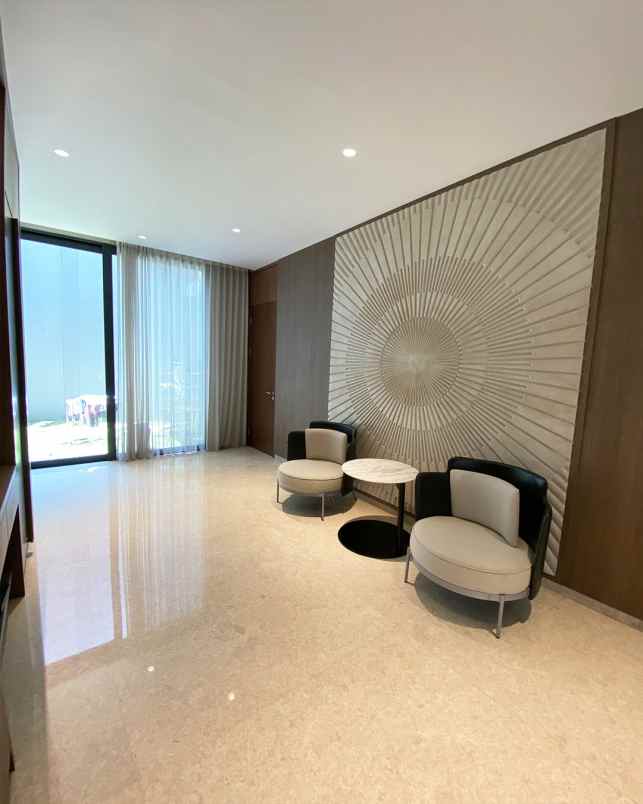 dijual rumah cluster lyndon navapark