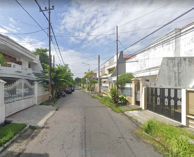 dijual rumah dharmahusada indah barat