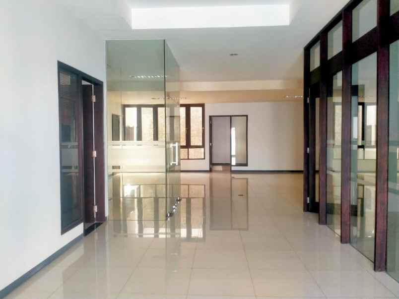 dijual rumah dharmahusada indah timur