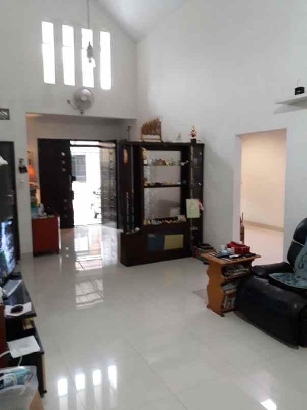 dijual rumah di alam sutera delima tangerang