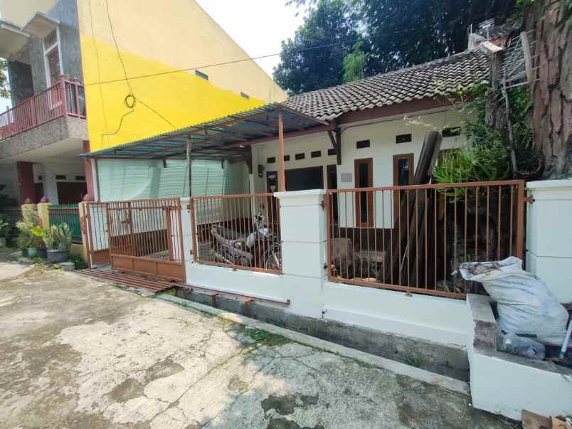 dijual rumah di bukit cipageran haji gofur cimahi