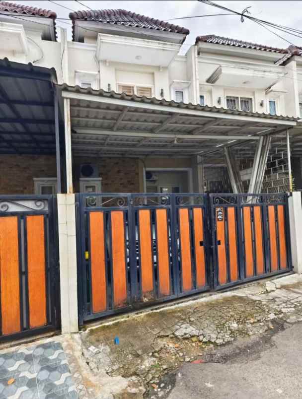 dijual rumah di cipedak jagakarsa jakarta selatan
