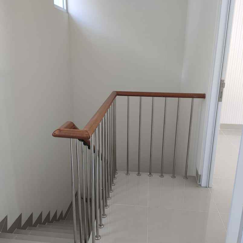 dijual rumah di citragran cbd cibubur