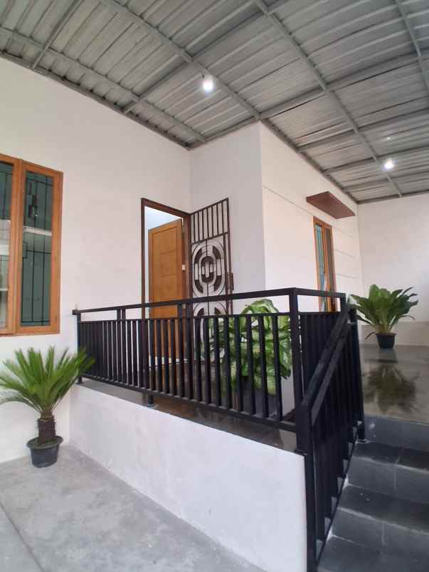 dijual rumah di nawang wulan indraprastha semarang