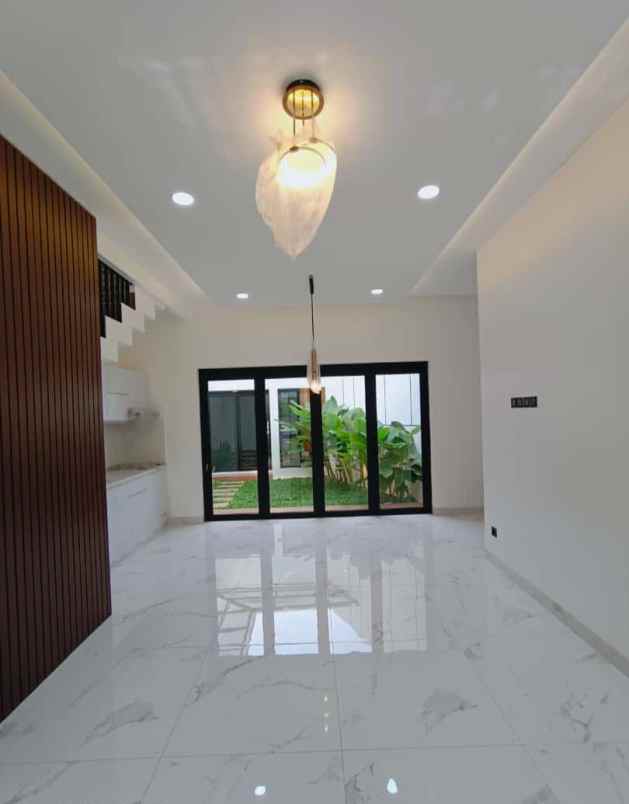 dijual rumah di pesanggrahan jakarta selatan