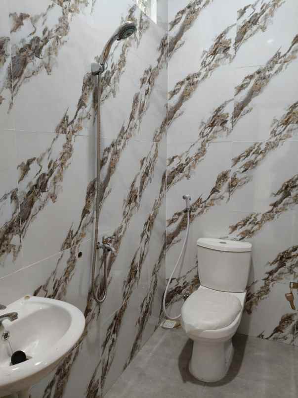 dijual rumah di poris paradise 3 tangerang