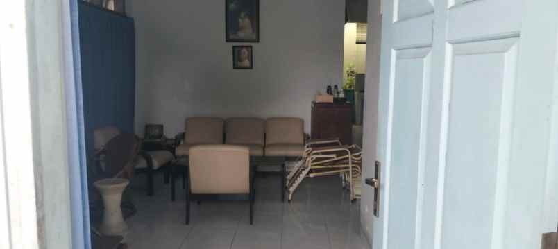 dijual rumah dibelakang bca palur karanganyar