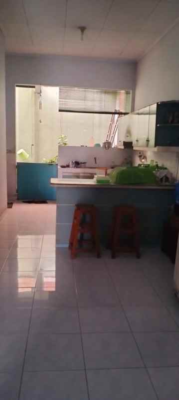 dijual rumah dibelakang bca palur karanganyar