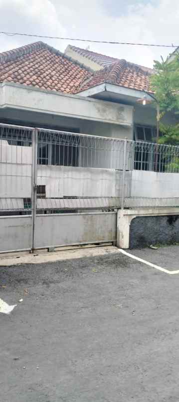 dijual rumah dibelakang bca palur karanganyar