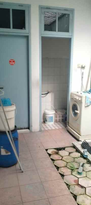 dijual rumah dibelakang bca palur karanganyar