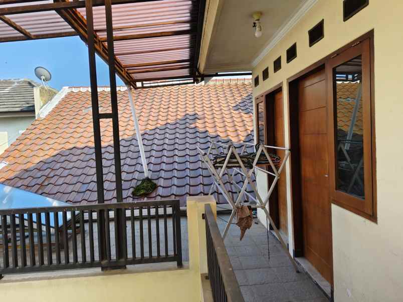 dijual rumah dijual rumah strategis jl