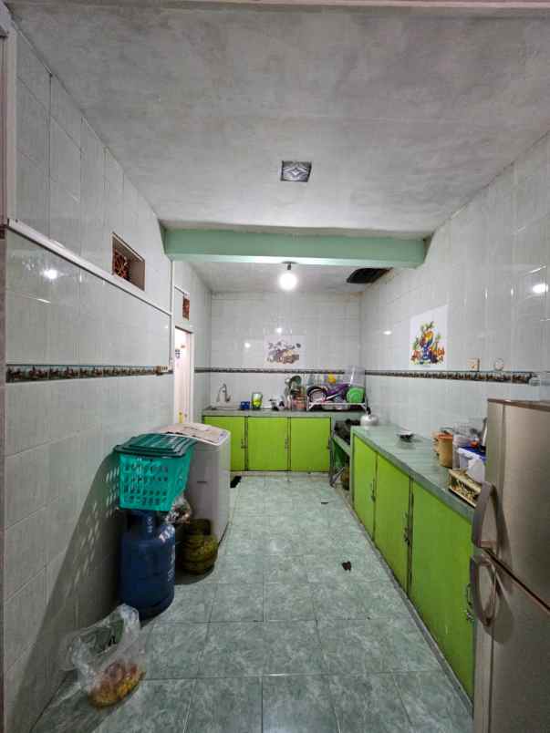 dijual rumah dirgantara sawojajar 1