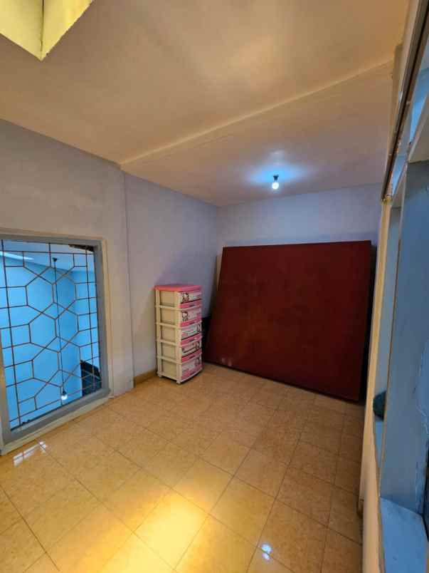 dijual rumah dirgantara sawojajar 1