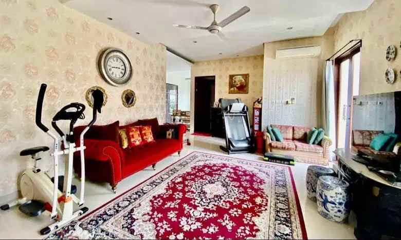 dijual rumah duren tiga