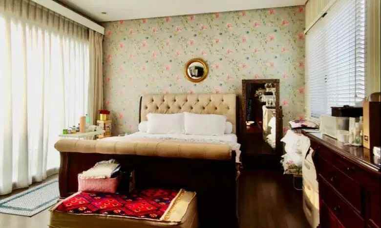 dijual rumah duren tiga