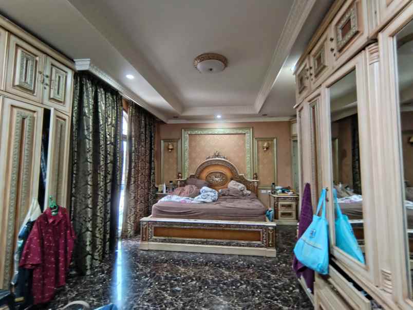 dijual rumah gardenia villa galaxy