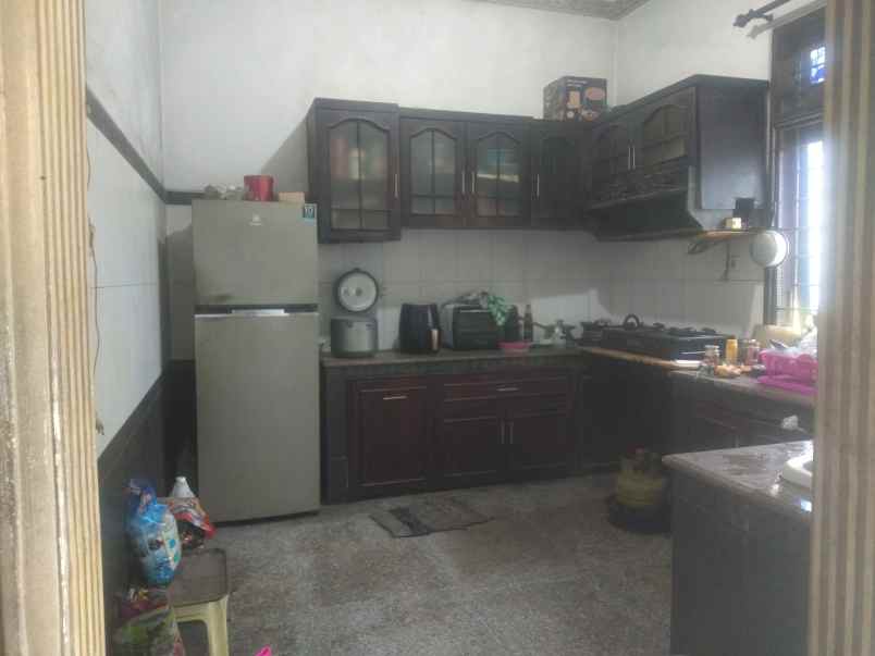 dijual rumah gayungan