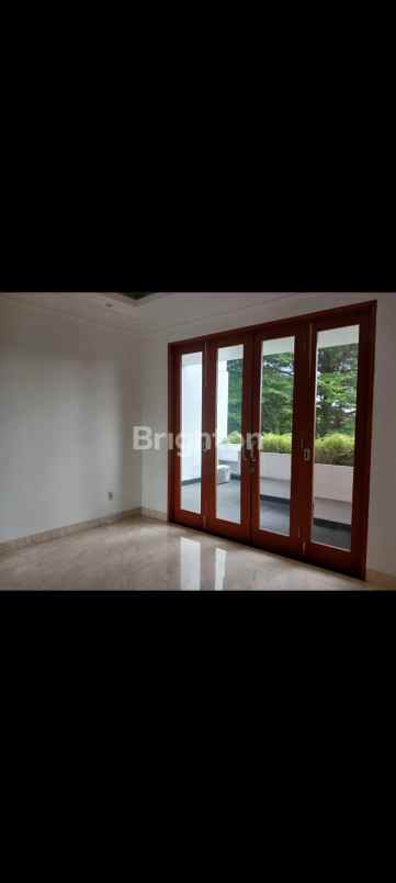 dijual rumah gedung hijau pondok indah