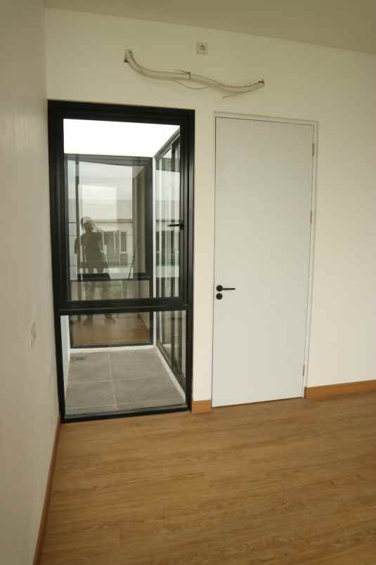 dijual rumah graha green garden dian istana