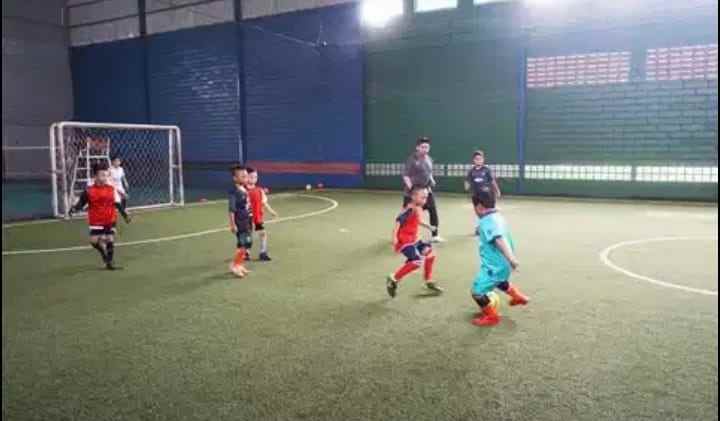 dijual rumah grand sharon cluster