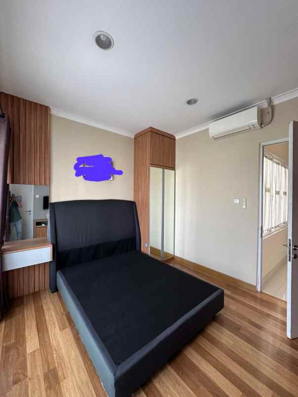 dijual rumah grand wisata cluster