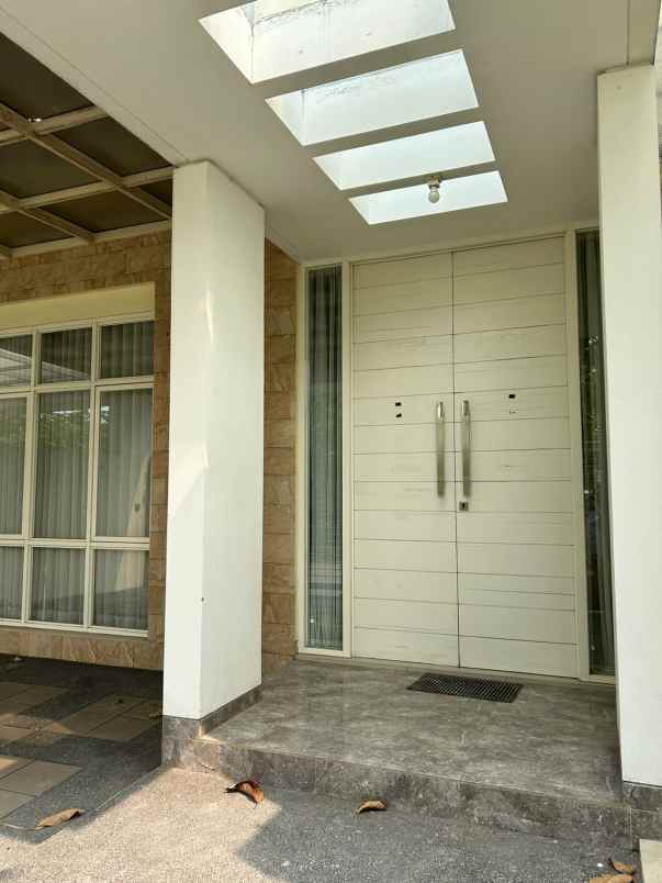 dijual rumah griya galaxy merr