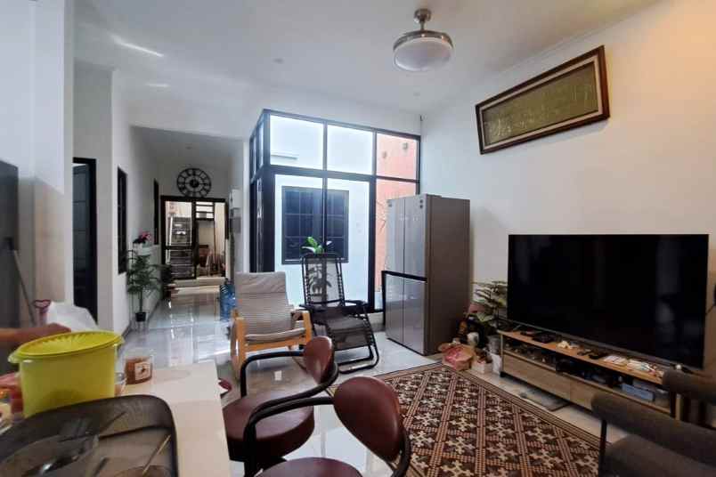 dijual rumah griya harapan permai kota