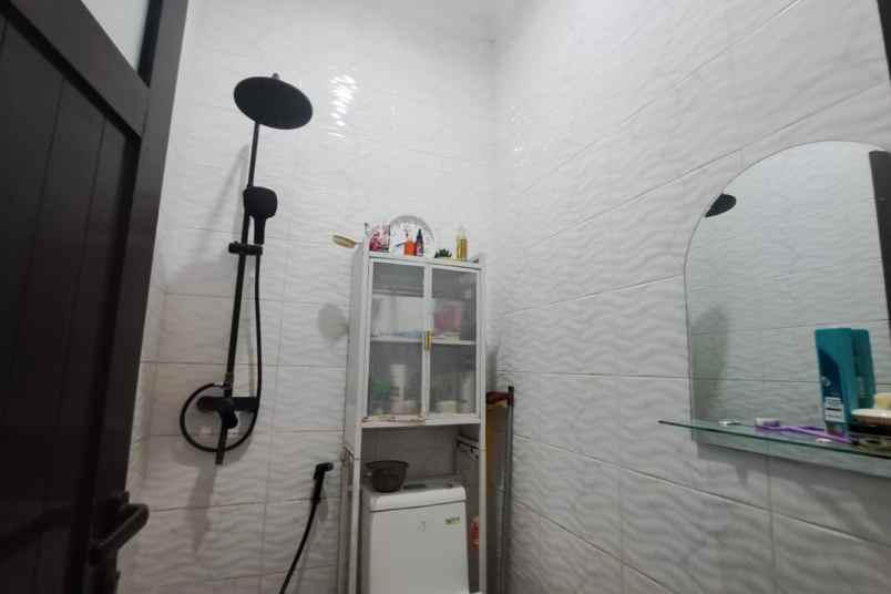 dijual rumah griya harapan permai kota