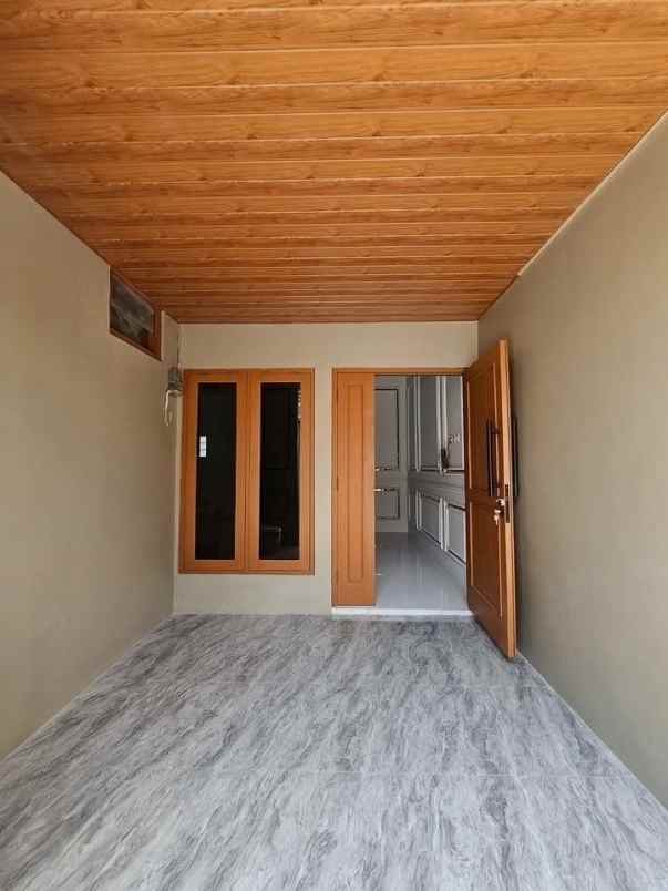 dijual rumah grogol
