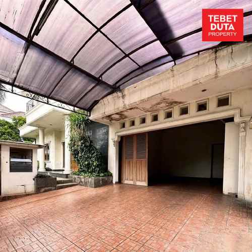 dijual rumah gudang peluru tebet