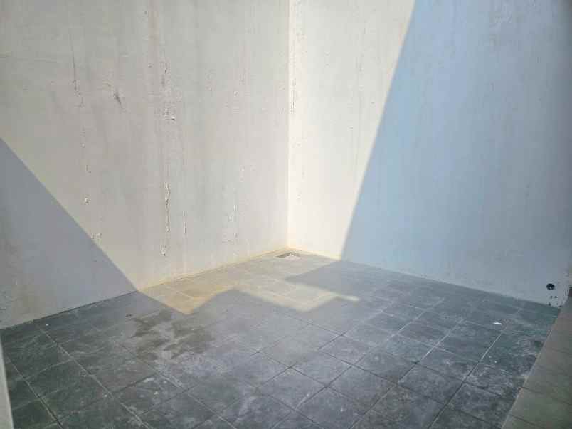 dijual rumah harapan indah cluster arana