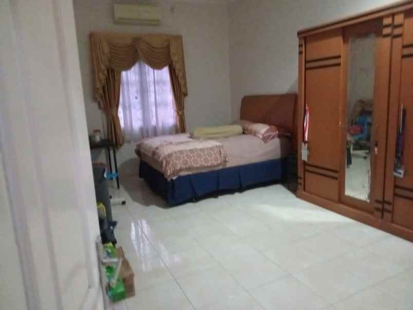 dijual rumah hook best deal di kota wisata cibubur