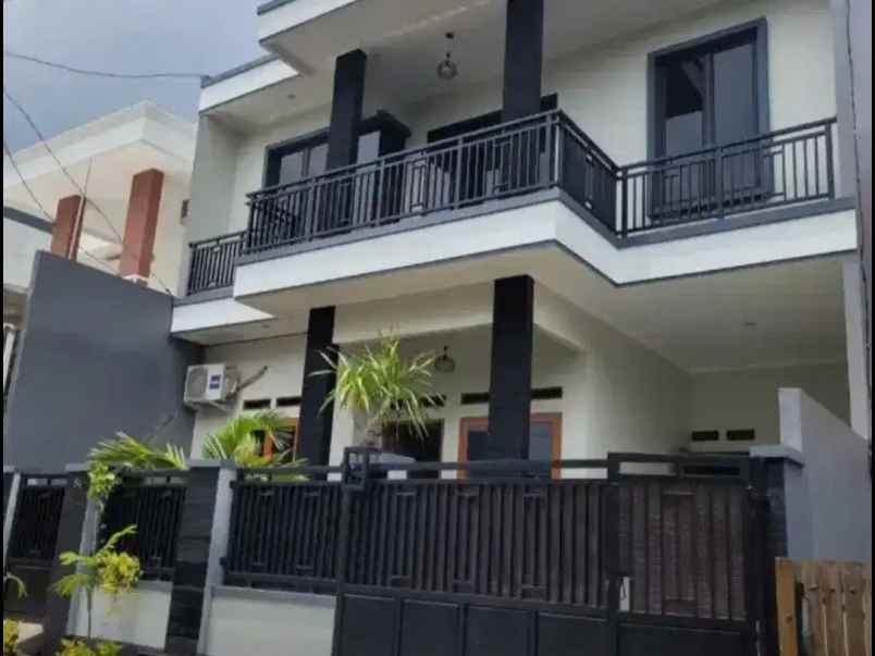 dijual rumah jakasampurna