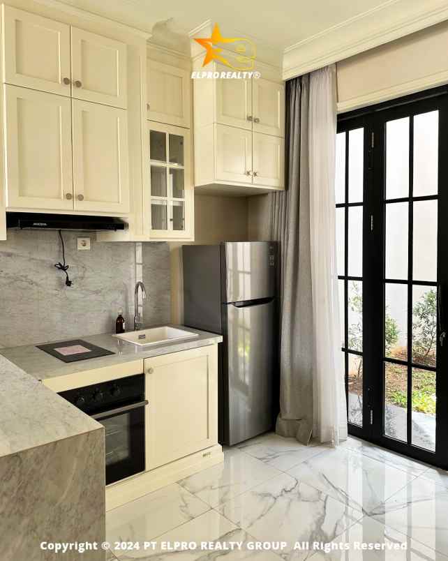 dijual rumah jalan cendrawasih bintaro