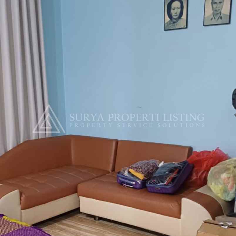 dijual rumah jalan graha metropolitan