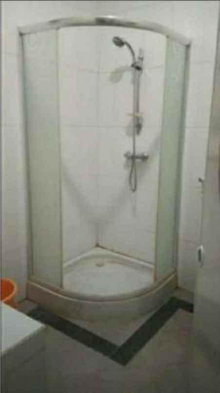 dijual rumah jalan griya babatan mukti