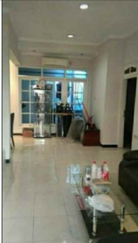 dijual rumah jalan griya babatan mukti