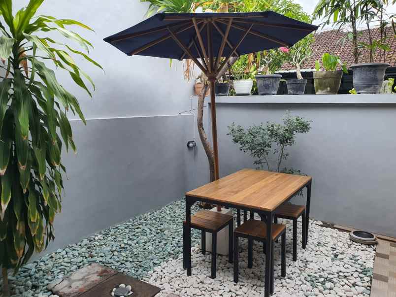 dijual rumah jalan gunung soputan