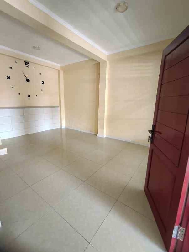 dijual rumah jalan gunung soputan