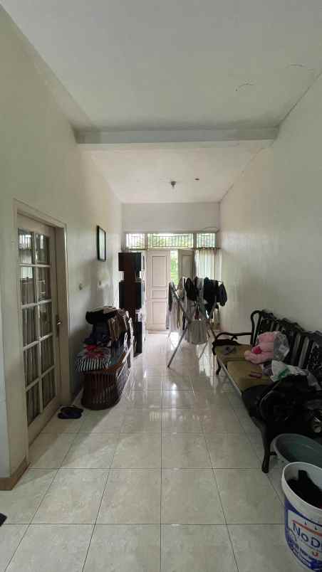 dijual rumah jalan pipit blok y duren sawit