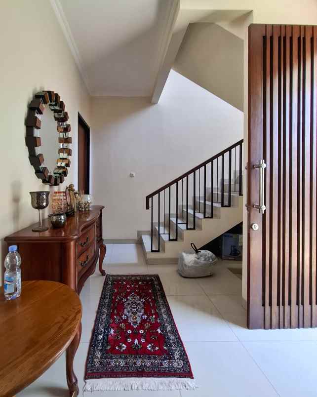 dijual rumah jalan raya cilandak citos