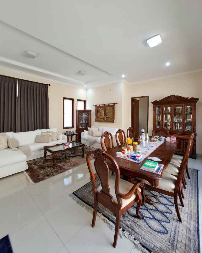 dijual rumah jalan raya cilandak citos