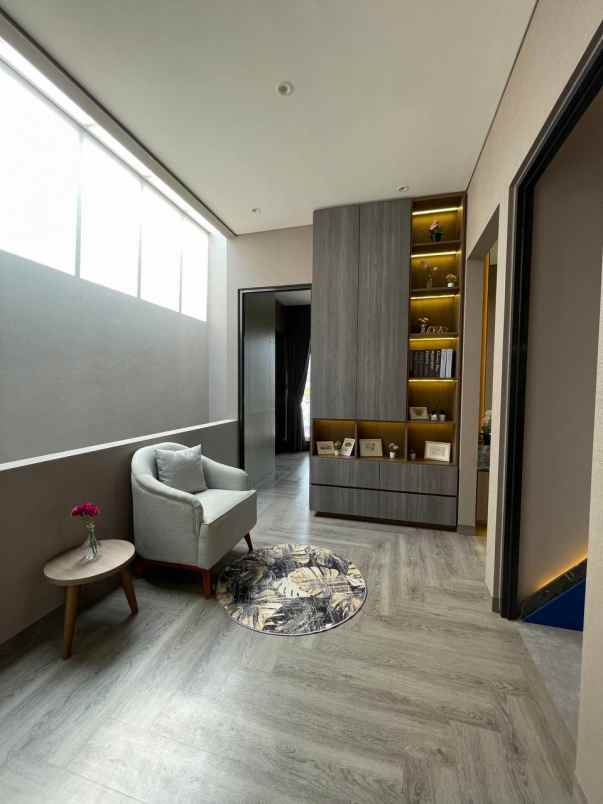 dijual rumah jalan raya pahlawan rempoa