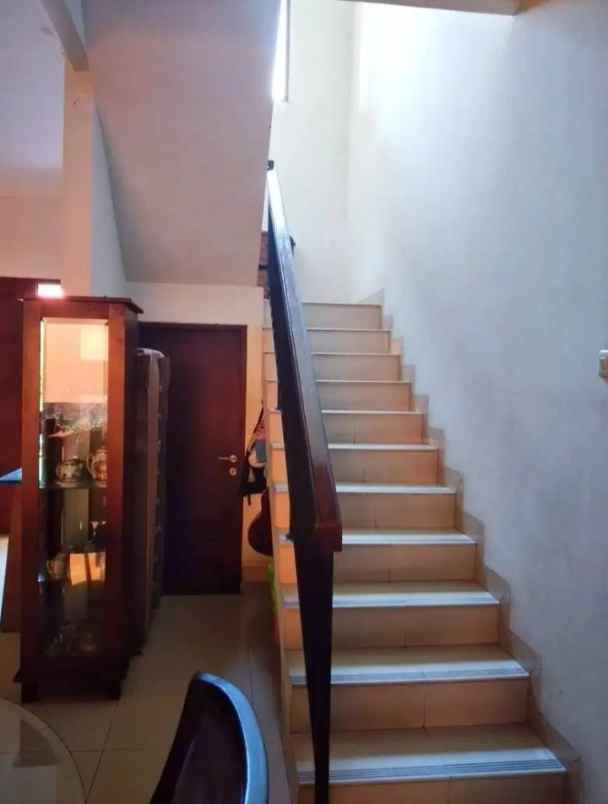 dijual rumah jalan siaga no 25 pejaten