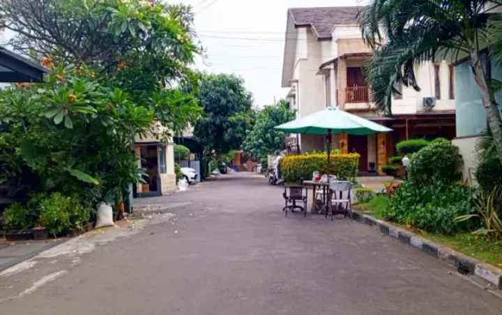 dijual rumah jalan siaga no 25 pejaten