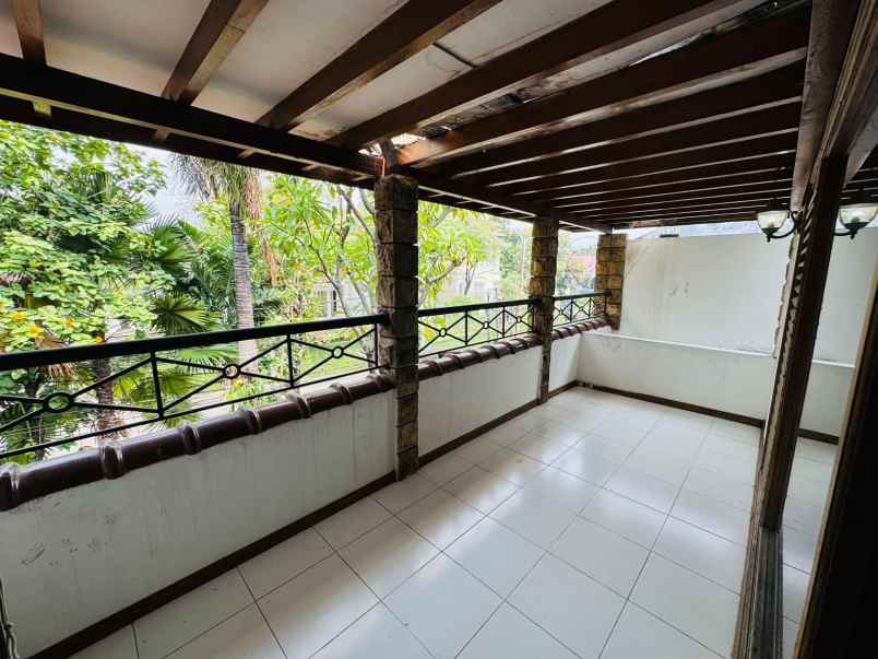 dijual rumah jalan terusan hang lekir