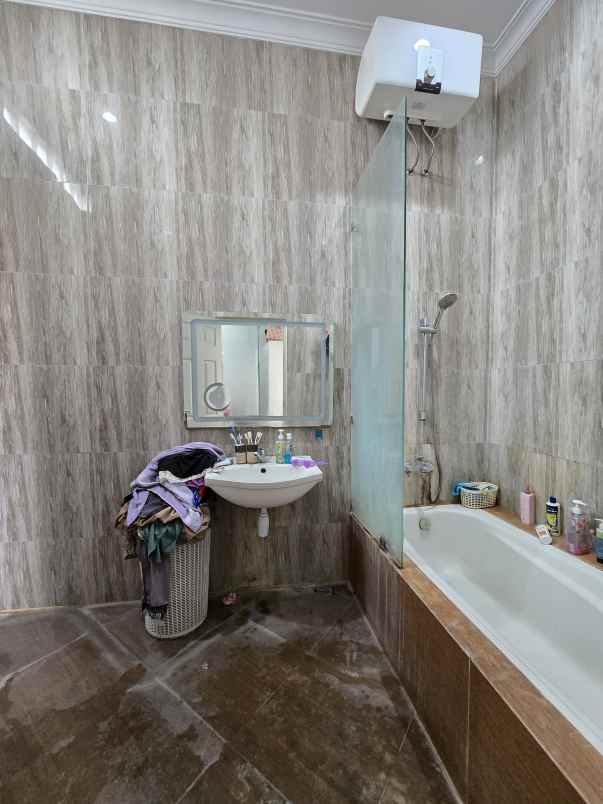 dijual rumah jatibening bekasi